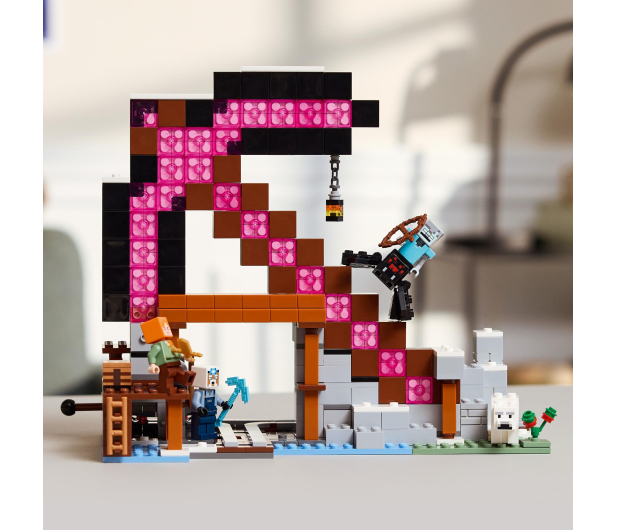 LEGO Minecraft 21277 Kilofowa kopalnia - 1331613 - zdjęcie 9